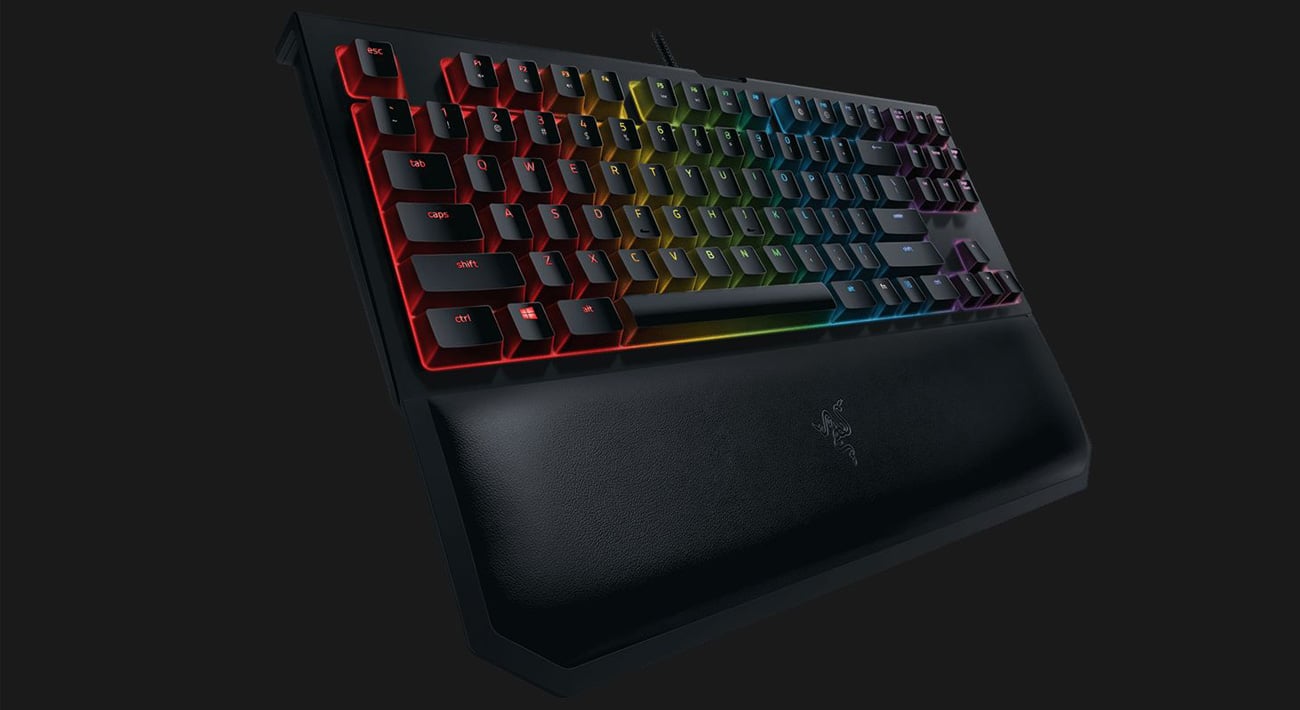 PC周辺機器 RAZER BLACKWIDOW CHROMA V2 Amazon.co.jp: Razer BlackWidow Chroma V2 US 英語配列 緑軸